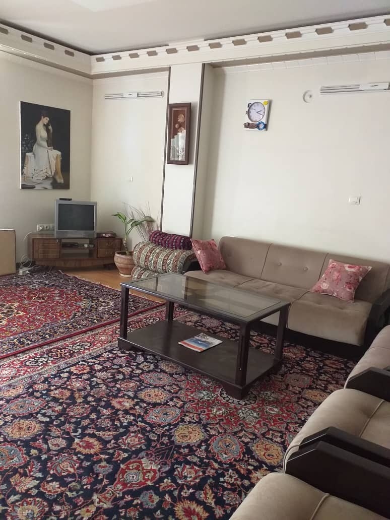 اجاره منزل مبله ویلایی دوخوابه در حکیم نظامی اصفهان-طبقه همکف