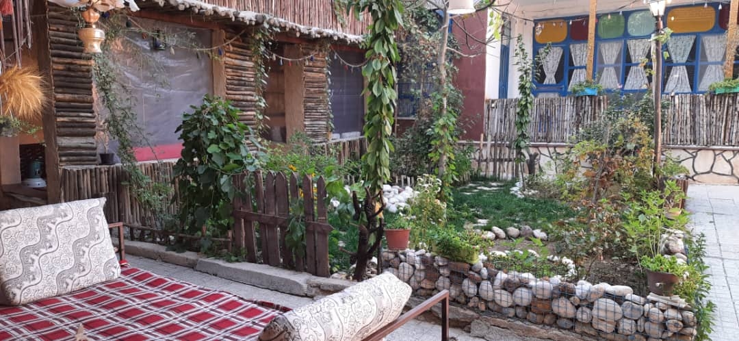 اجاره اقامتگاه بومگردی سنتی در فارسان 