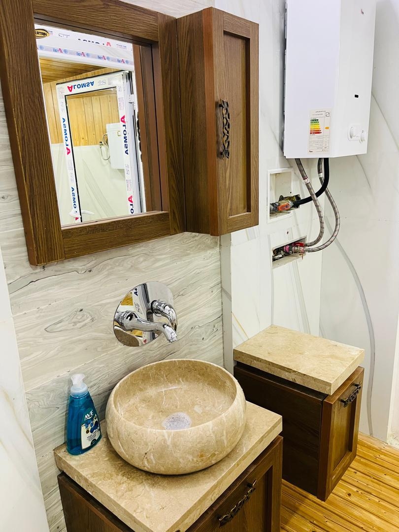 اجاره ویلا استخردار در باغبهادران-ابوذر دوخوابه 100 متری