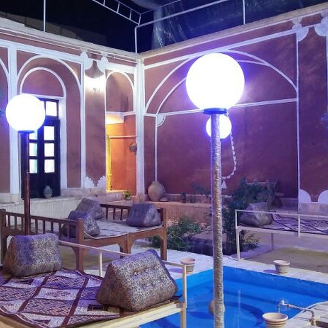 اجاره اقامتگاه سنتی در خیابان مهدی یزد - 2تخته
