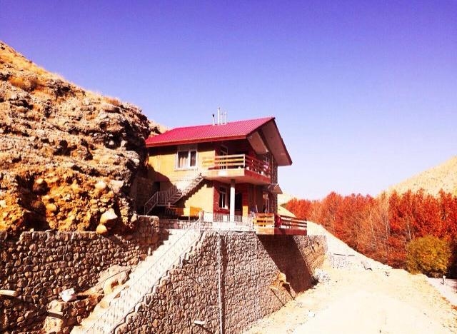 اجاره خانه باغ در باغ تفریحی سپیدان