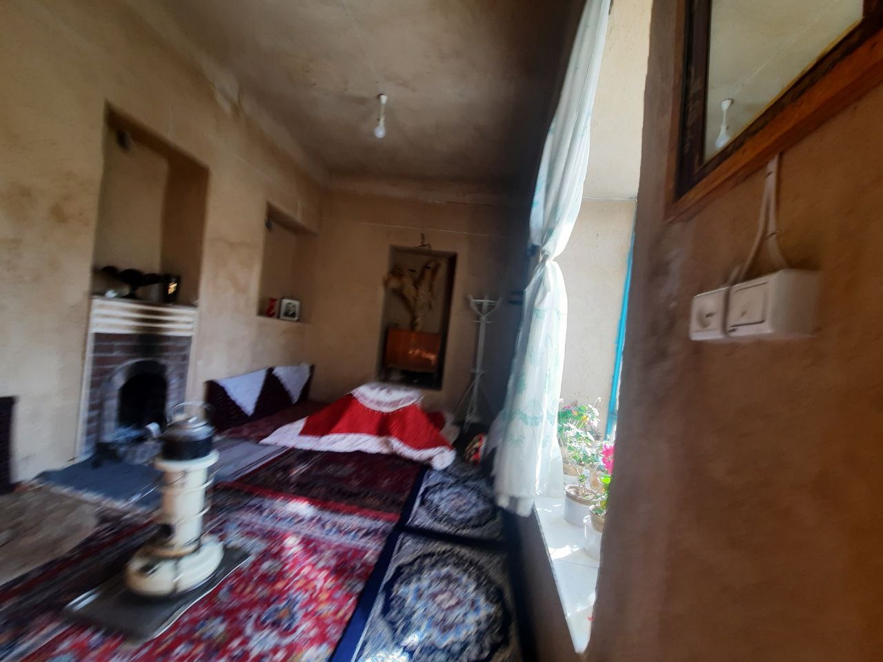 اجاره خانه تاریخی در باقرباد - اتاق پنج دری