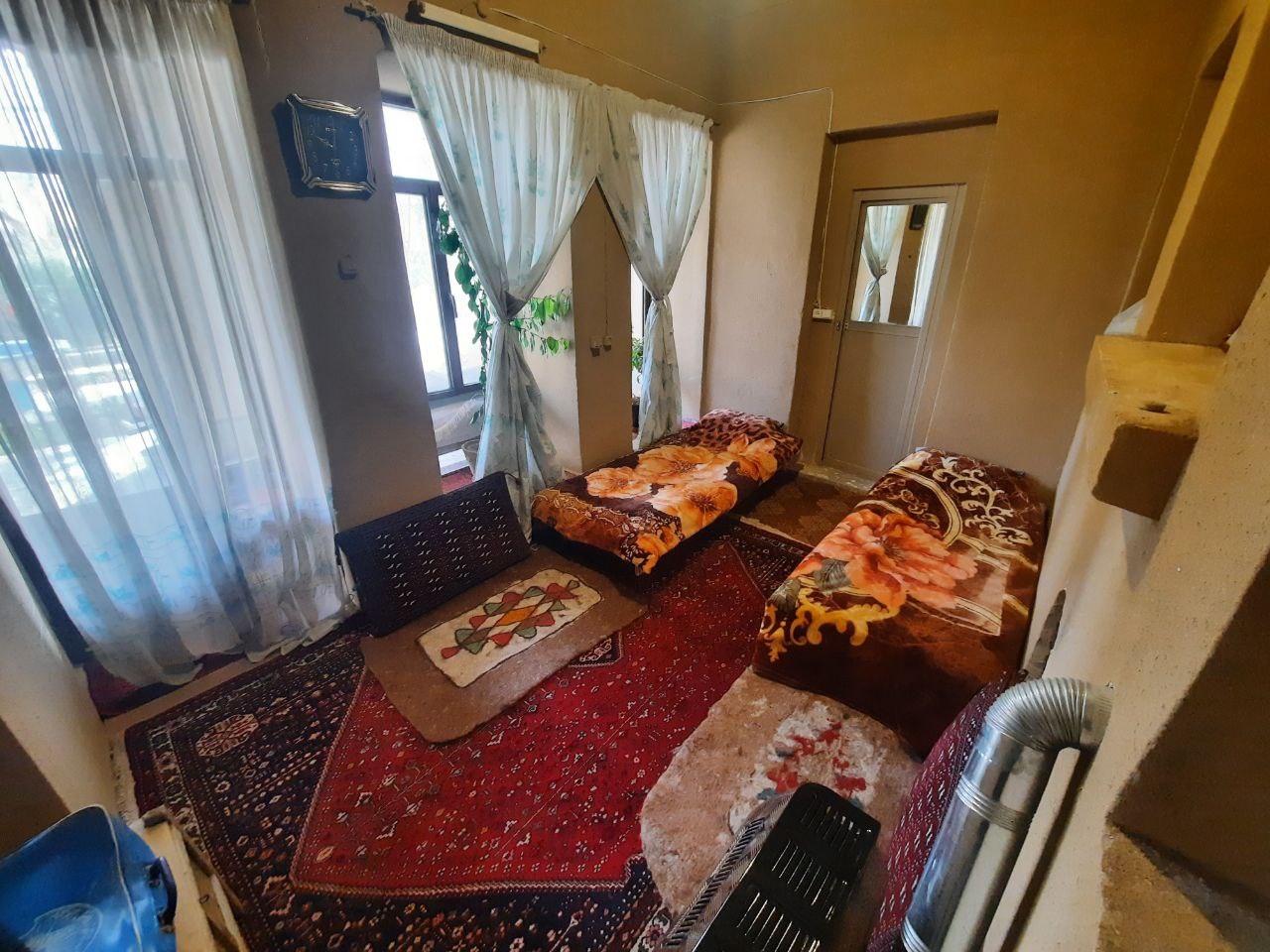 اجاره خانه سنتی در باقراباد _ اتاق عمو علی مستردار