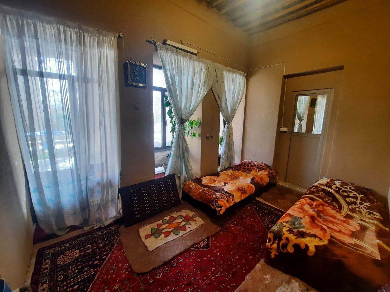 اجاره خانه سنتی در باقراباد _ اتاق عمو علی مستردار