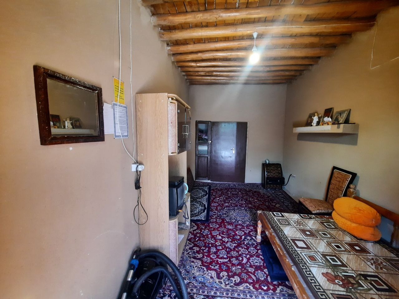 اجاره بومگردی در باقرباد _ اتاق عمه هاجی