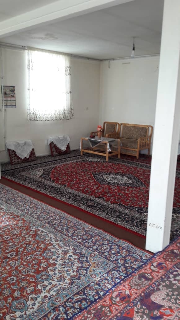اجاره  ویلایی  حیاط دار در کمربندی ماهان 