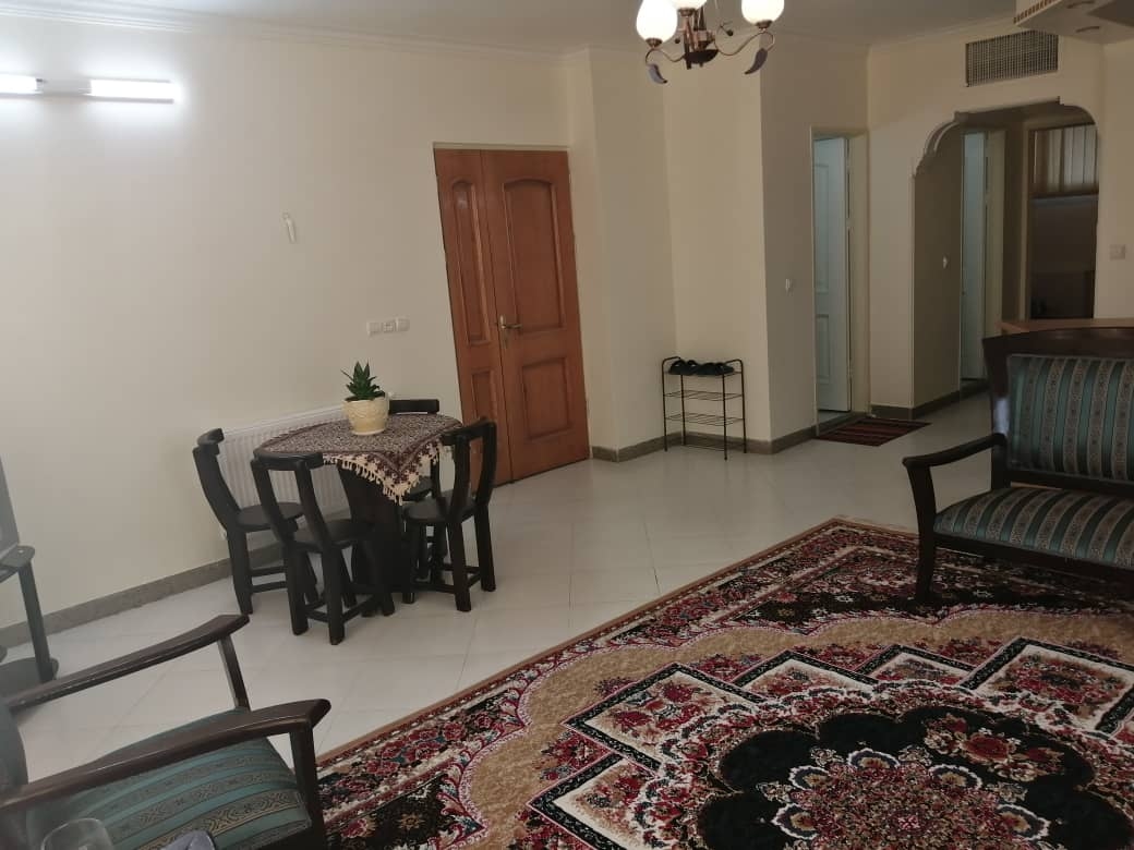 اجاره منزل مبله در چهارباغ اصفهان-دوخوابه طبقه اول