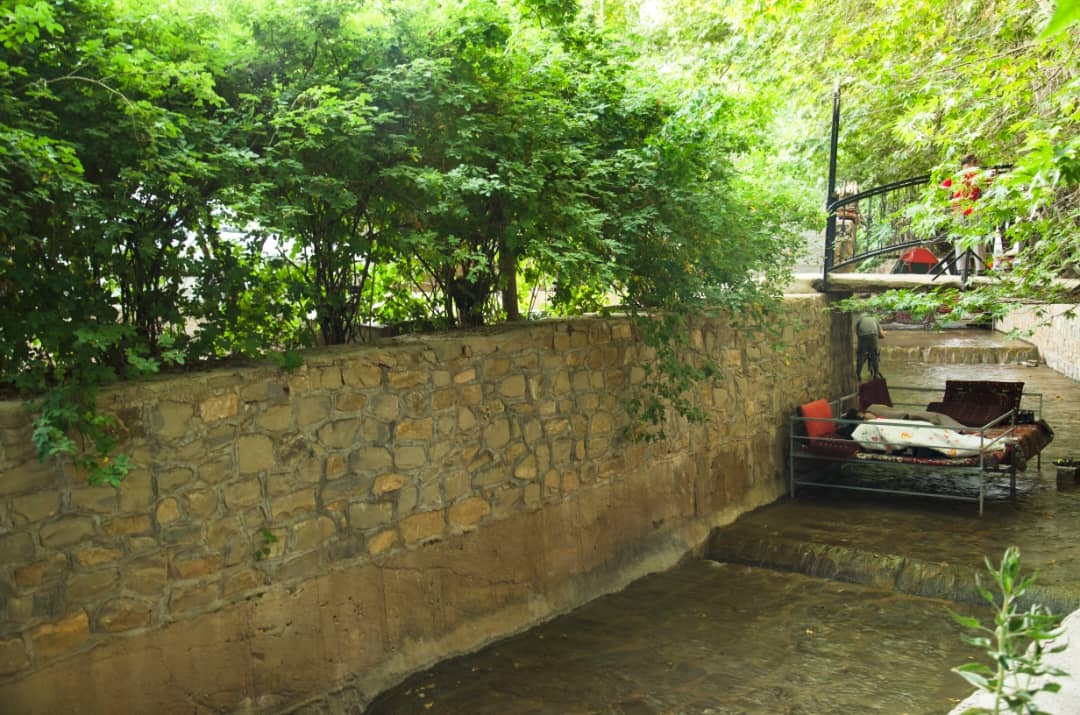 رزرو کلبه کاهگلی سنتی در پسکوهک شیراز