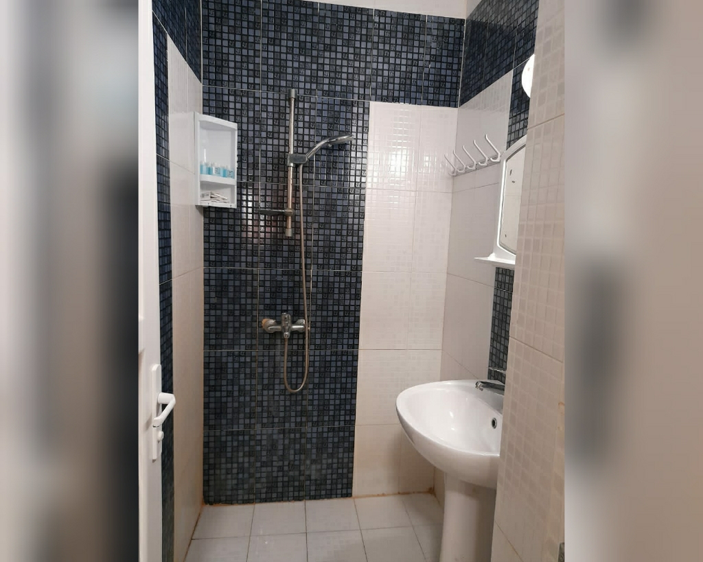 اجاره آپارتمان تک خواب در سپیدار قشم - 4تخت