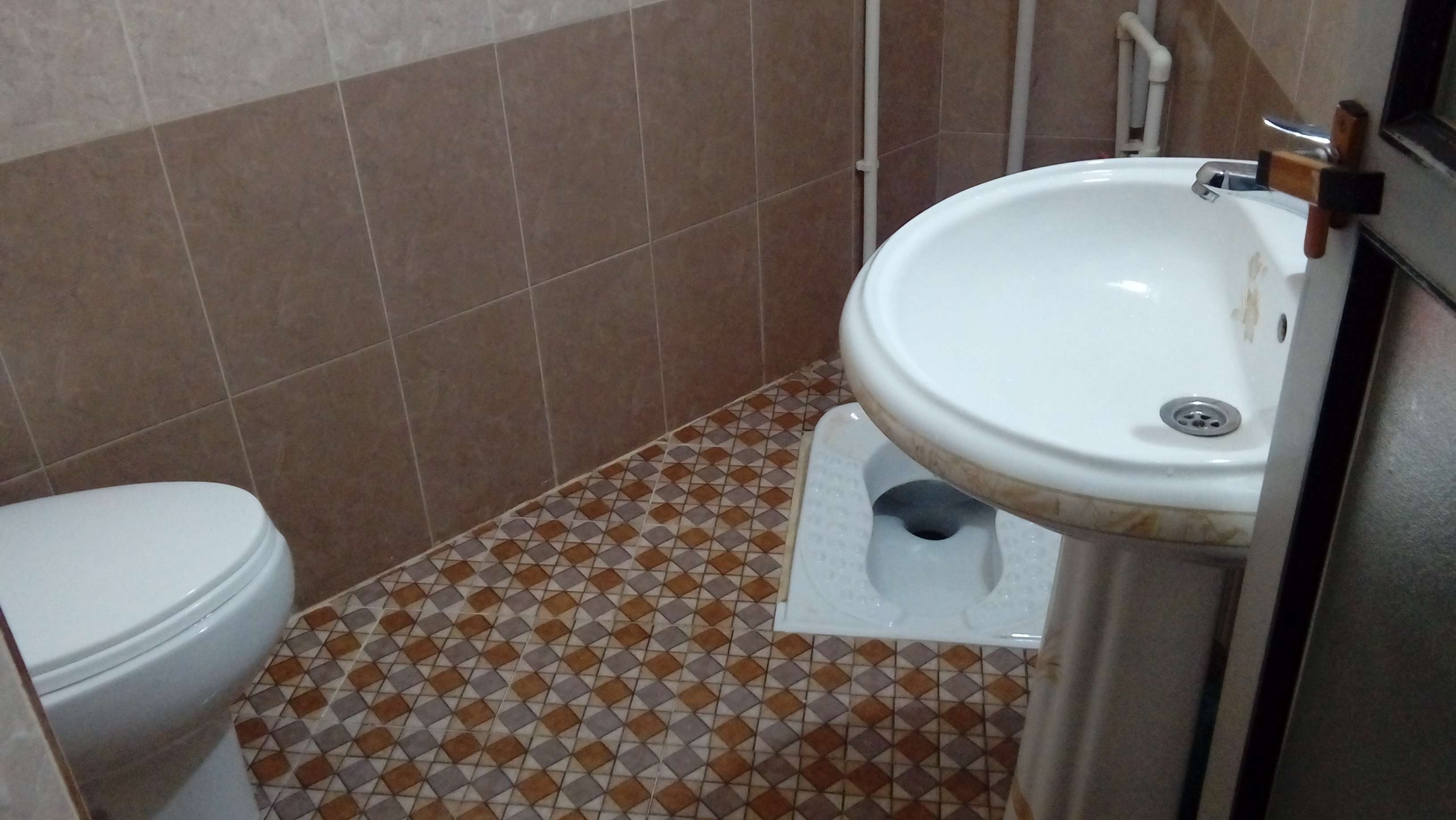 اجاره منزل مبله در میرزارضا کرمانی سیمرم 