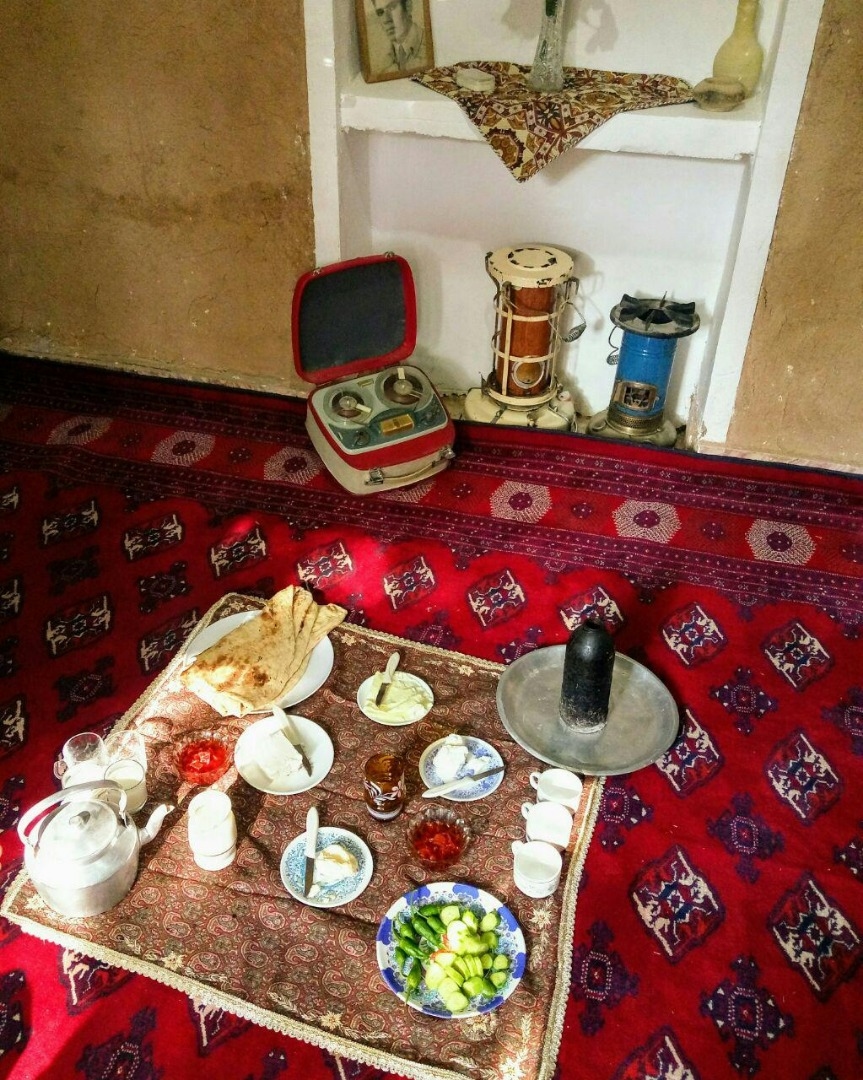 اجاره اقامتگاه بومگردی و اتاق سنتی تمیز در سمنان