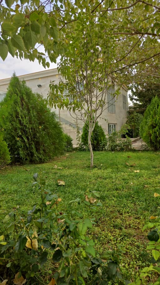 اجاره باغ با استخرسر پوشیده آبگرم در پردیس صدرا