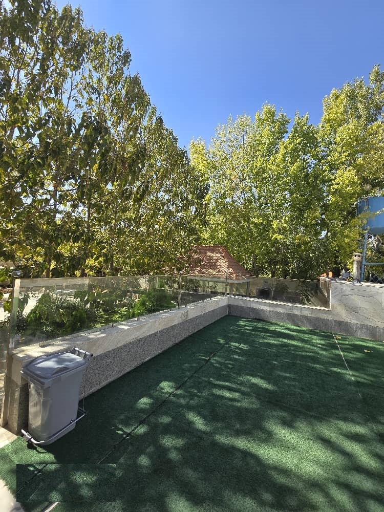 اجاره باغ با استخرسر پوشیده آبگرم در پردیس صدرا