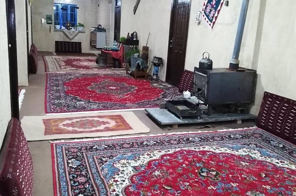 اجاره اتاق بومگردی در یخکش بهشهر - سرو