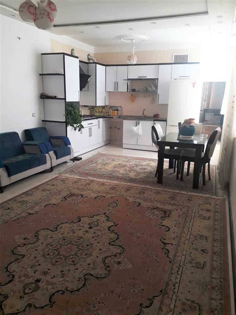 اجاره منزل  ویلایی در بلوار ایران صدرا -یک خوابه طبقه دوم70 متری