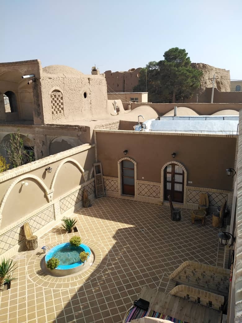 اجاره اتاق سنتی در دِه آباد بادرود - بیخه