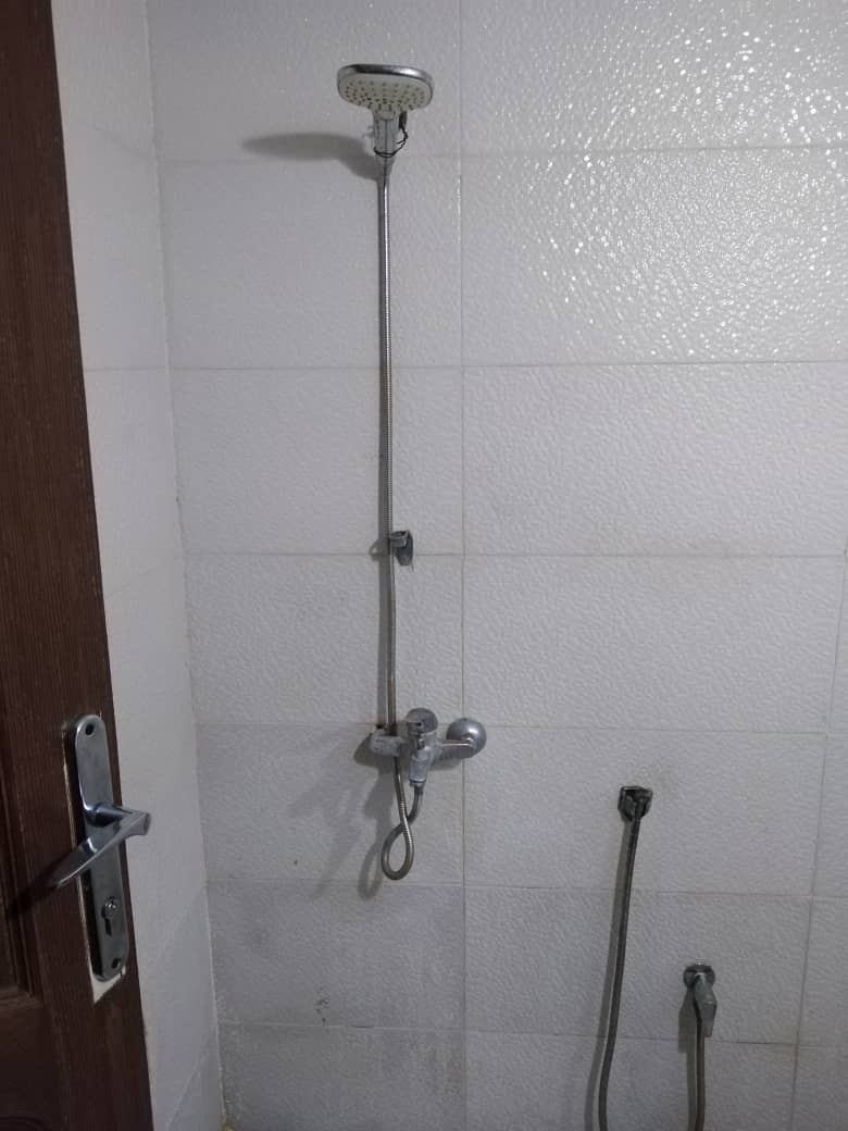 اجاره اپارتمان مبله دوخوابه در سه راه نمازی شیراز - همکف