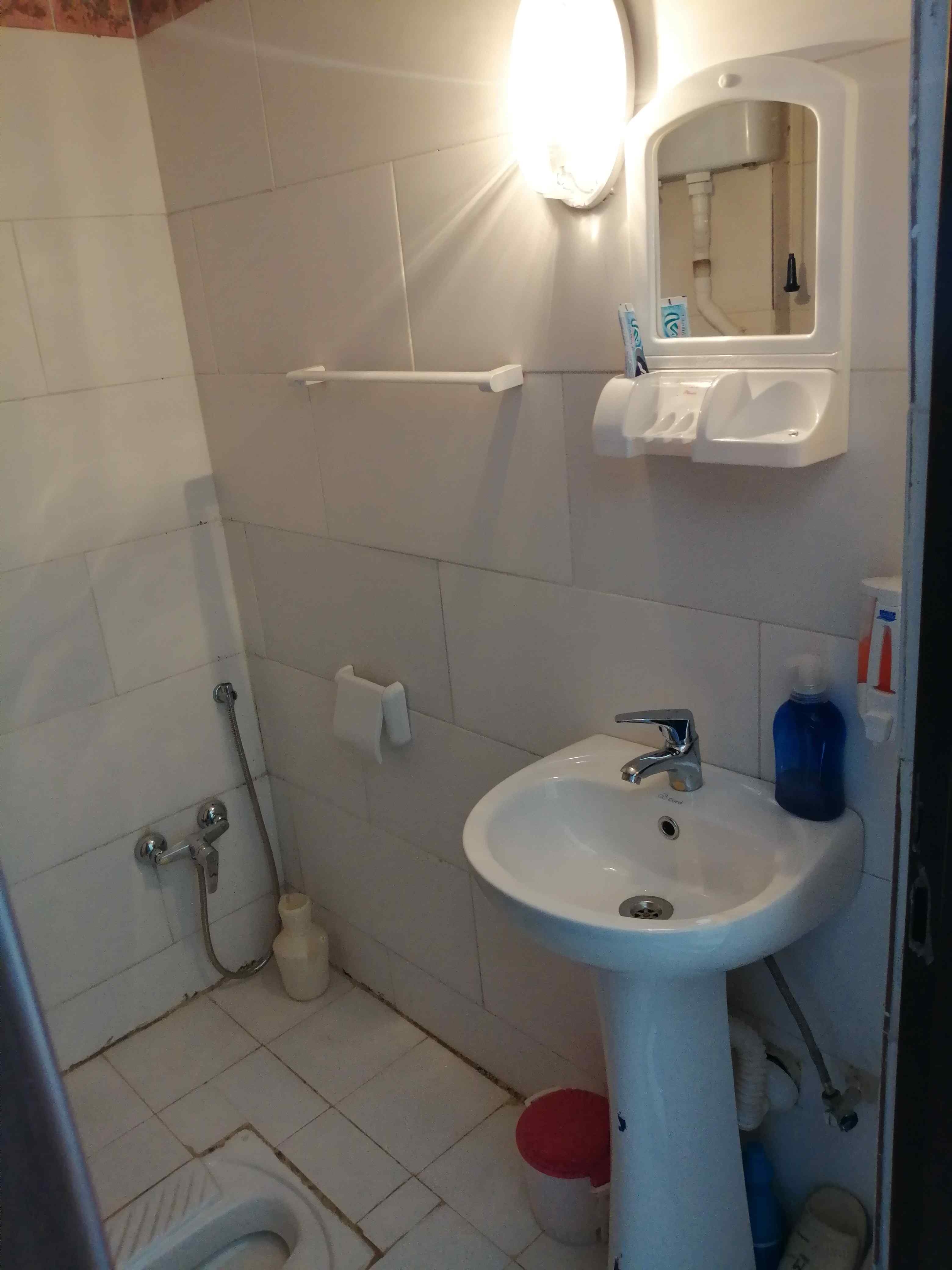 اجاره  آپارتمان مبله دو خوابه  در بلوار امام حسین سپیدان-طبقه ششم