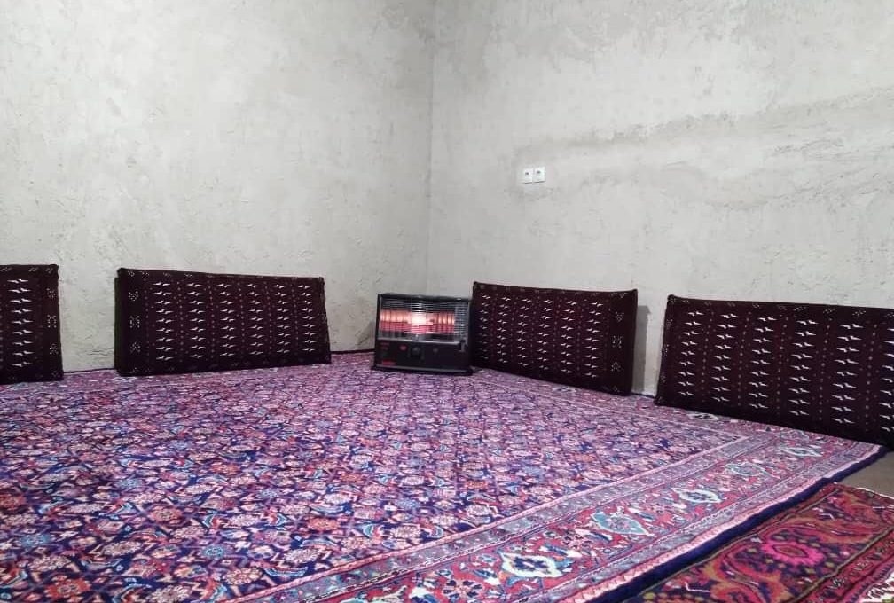 اجاره اتاق بومگردی در یخکش بهشهر -نم دار