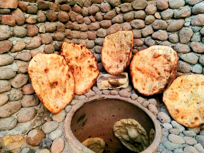 اجاره اقامتگاه بوم گردی سنتی در مهریز مزویرآباد | واحدvip چهارتخته