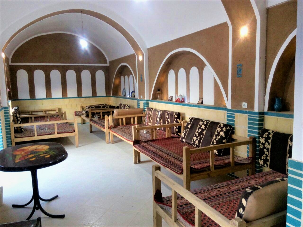 اجاره اقامتگاه بومگردی در خوربیابانک اصفهان-20 متری