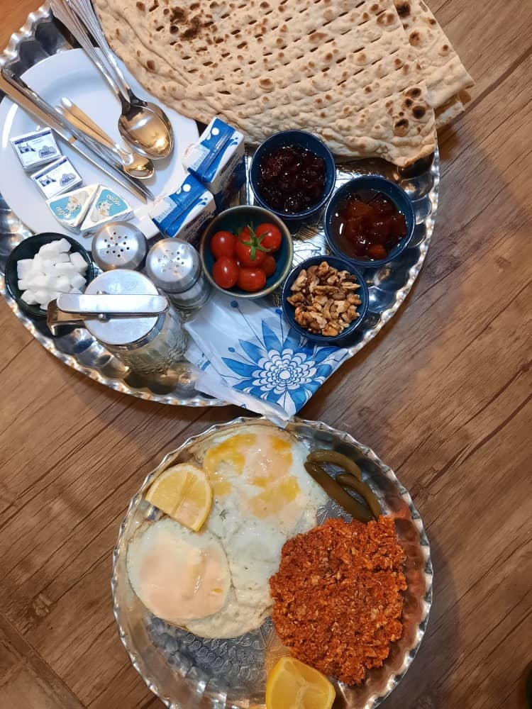 اجاره خانه سنتی در نطنز اصفهان - کاریزا