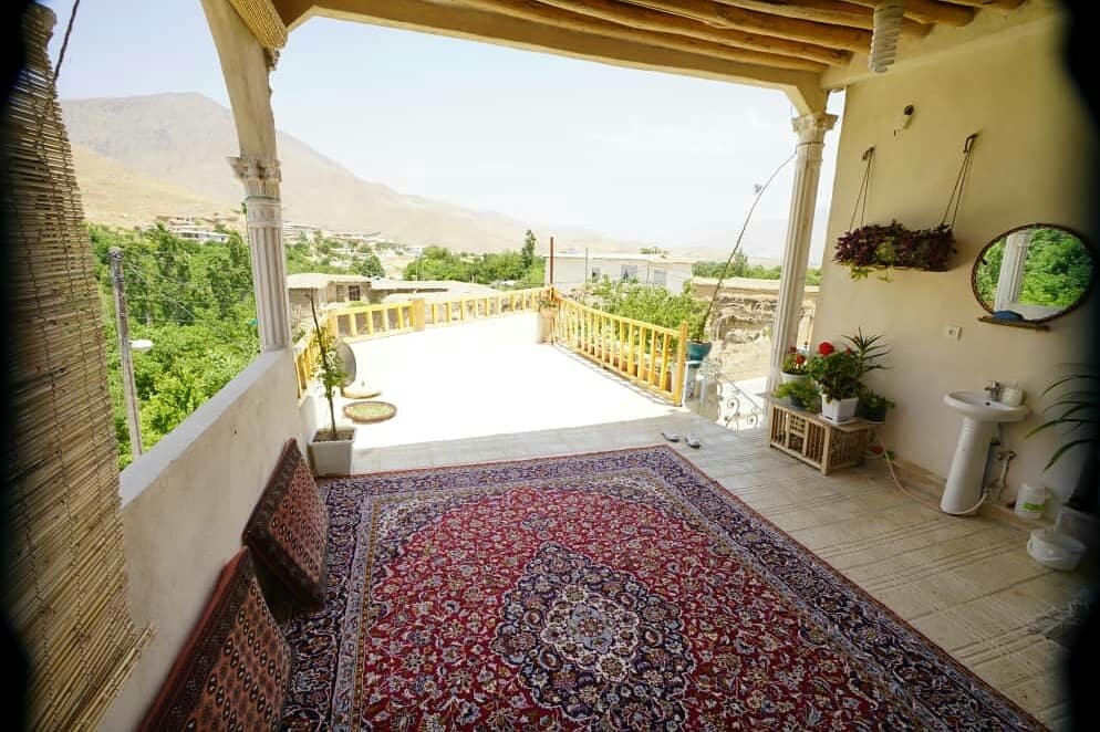 اجاره اقامتگاه بومگردی در کندوله کرمانشاه