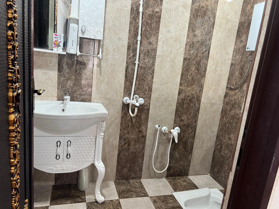 اجاره آپارتمان دوبلکس در اورمان تخت - کردستان180 متری طبقه ی دوم