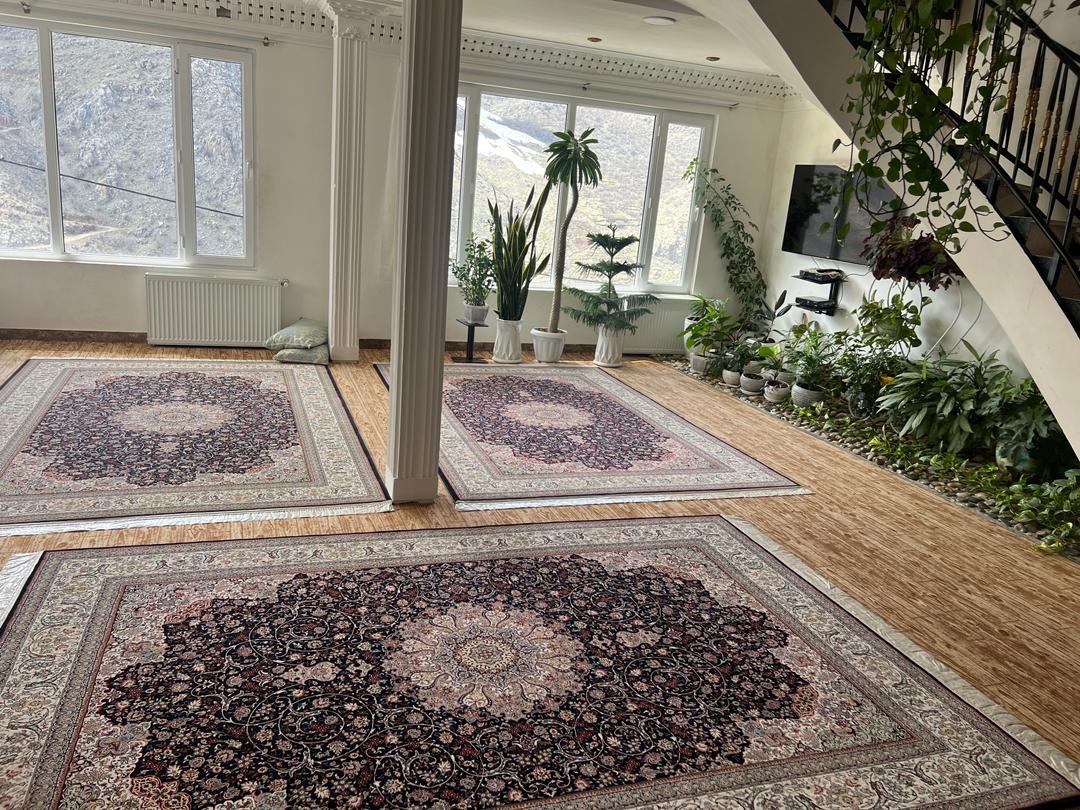 اجاره آپارتمان دوبلکس در اورمان تخت - کردستان180 متری طبقه ی دوم