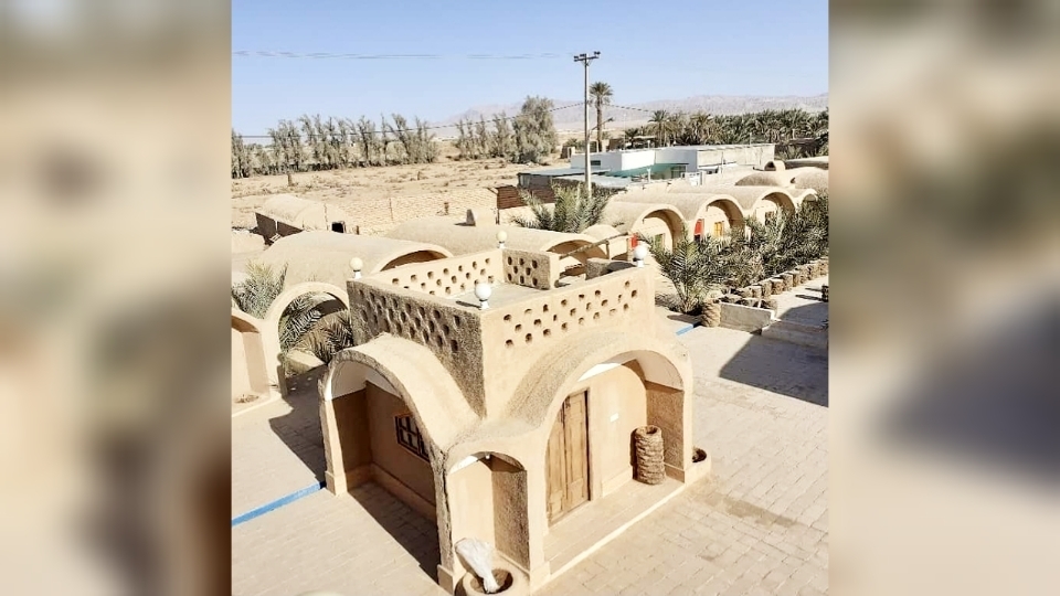 اجاره اقامتگاه بومگردی در احمدیه طبس