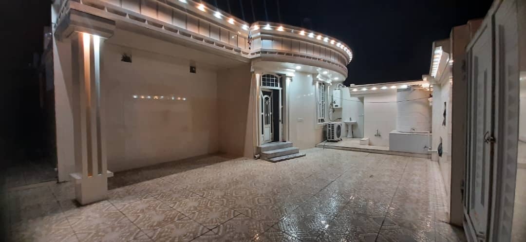 اجاره روزانه منزل ویلایی دوخوابه در پارک بنگسار سیراف-همکف150 متر