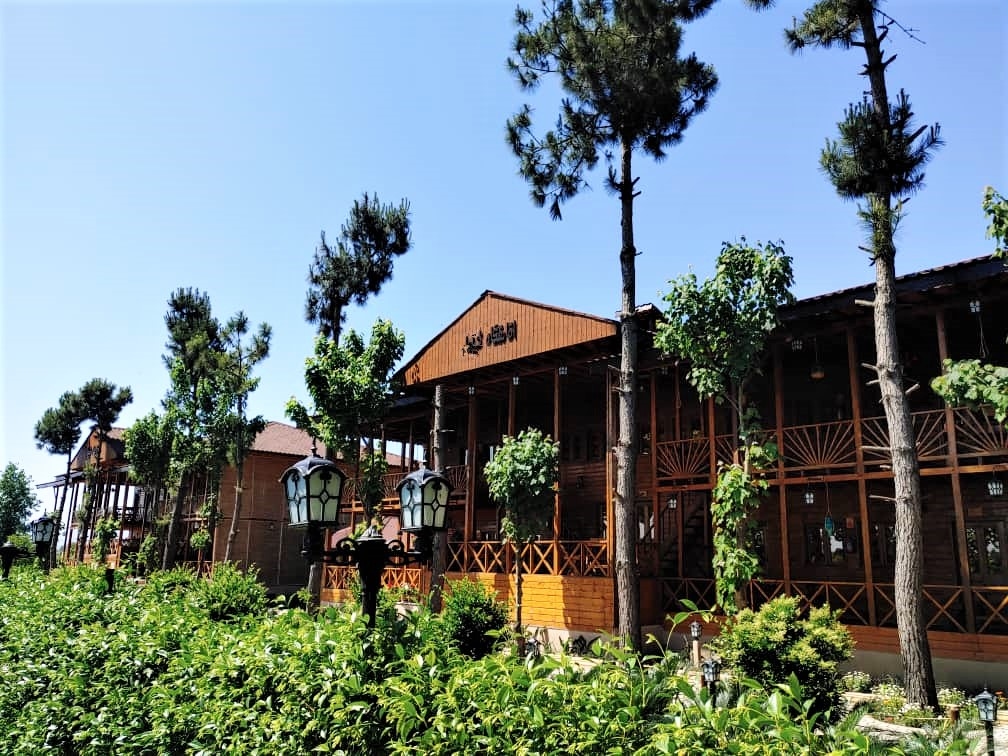 اجاره کلبه چوبی بومگردی در ملاسرا شفت