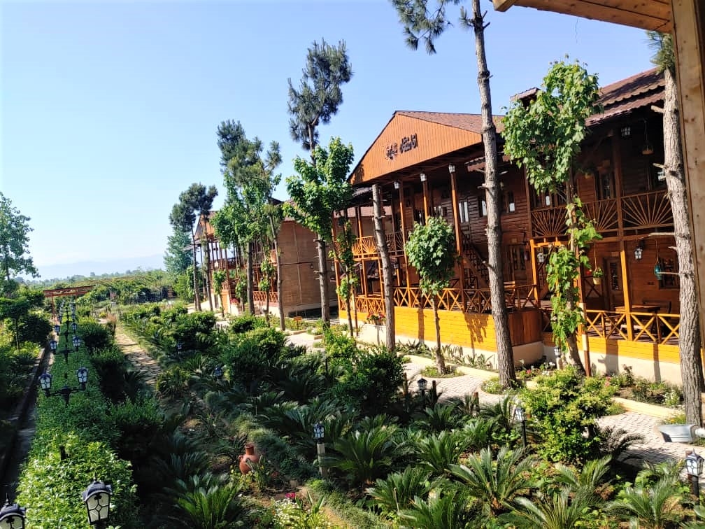 اجاره کلبه چوبی بومگردی در ملاسرا شفت