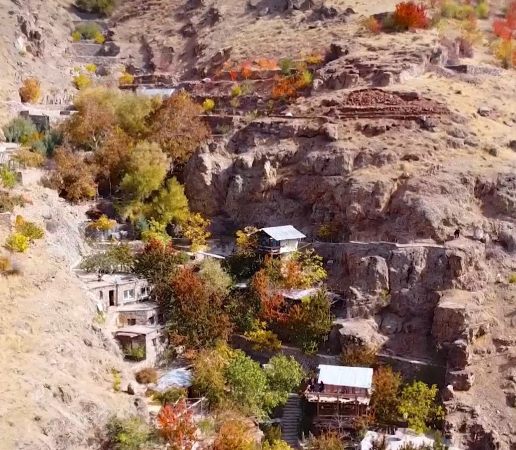اجاره چادرعشایری در روستای سنگان تهران  - B