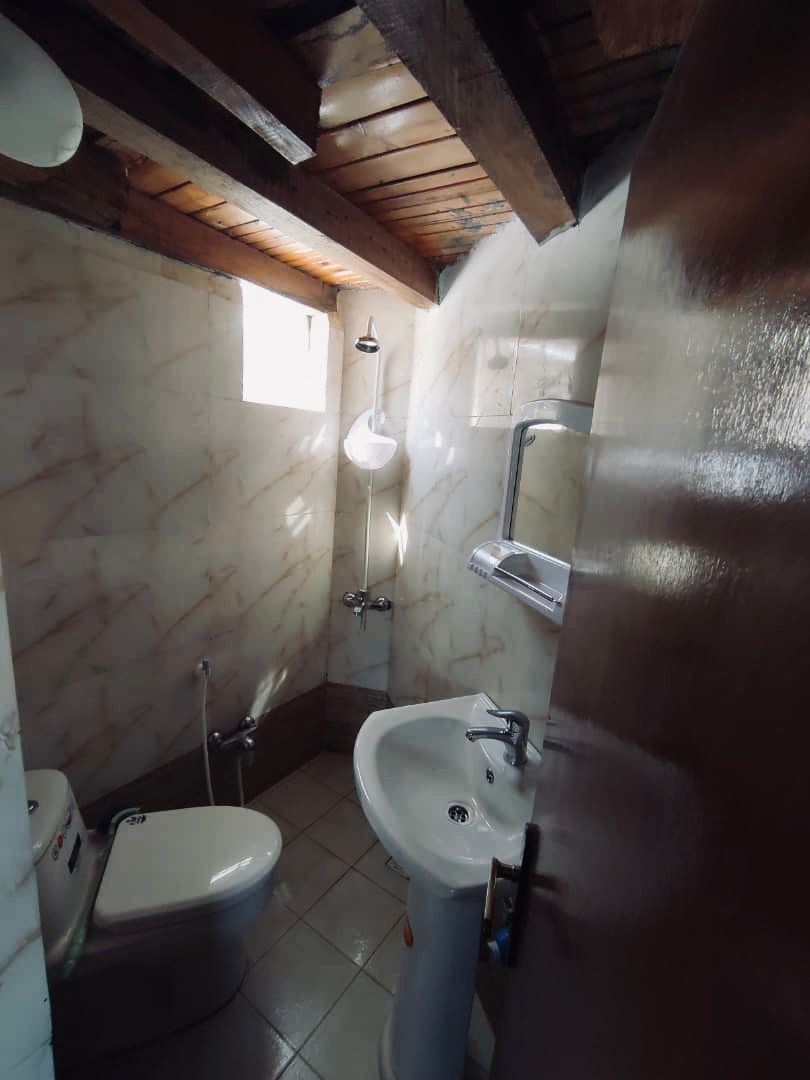 اجاره کلبه سنگی در اساس سوادکوه 