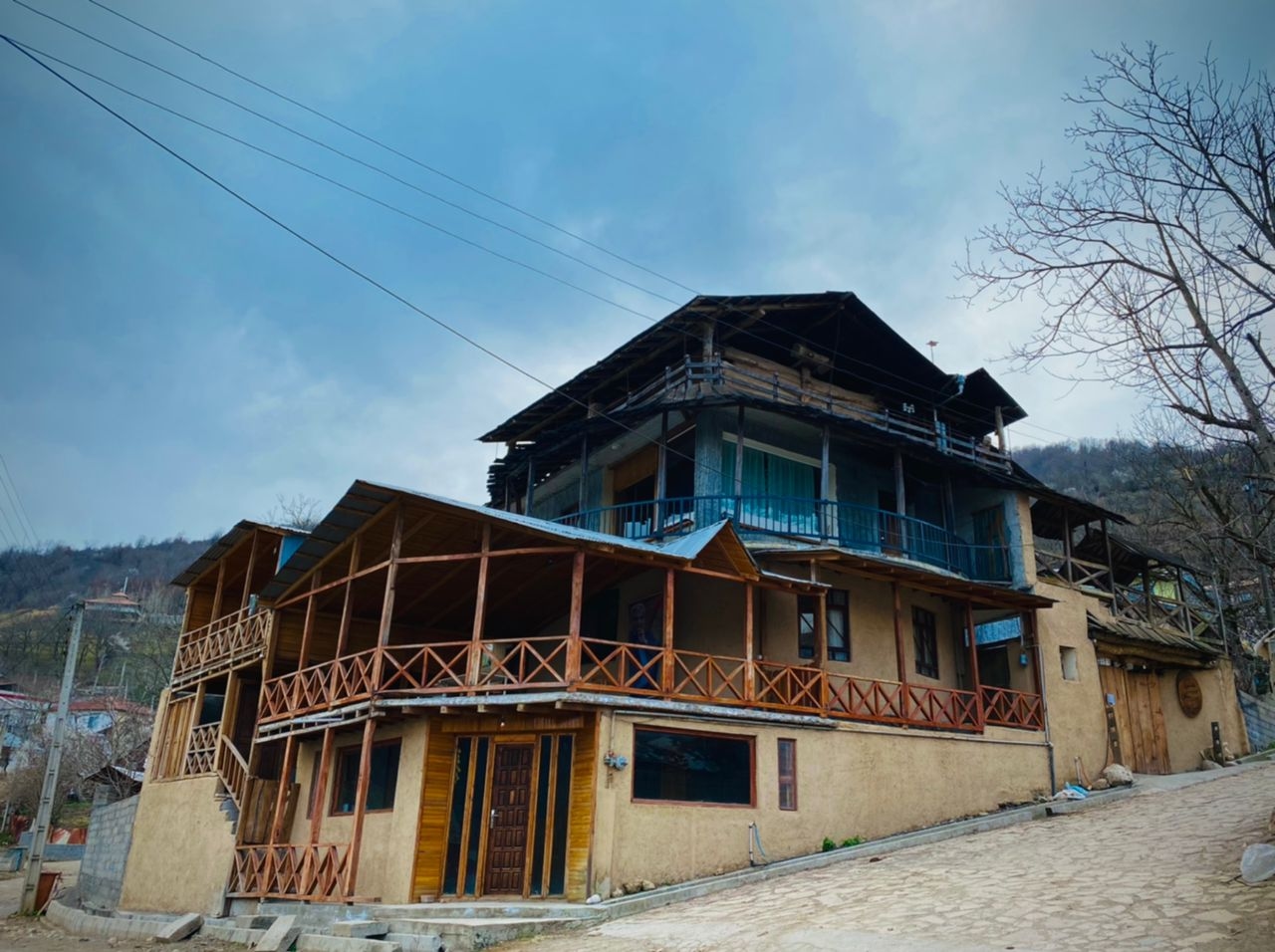 اجاره کلبه سنگی در اساس سوادکوه 