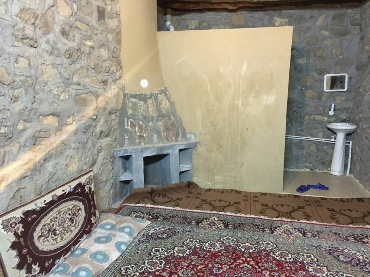 بومگردی سنتی در روستای چهارراه کلات نادری - کانی