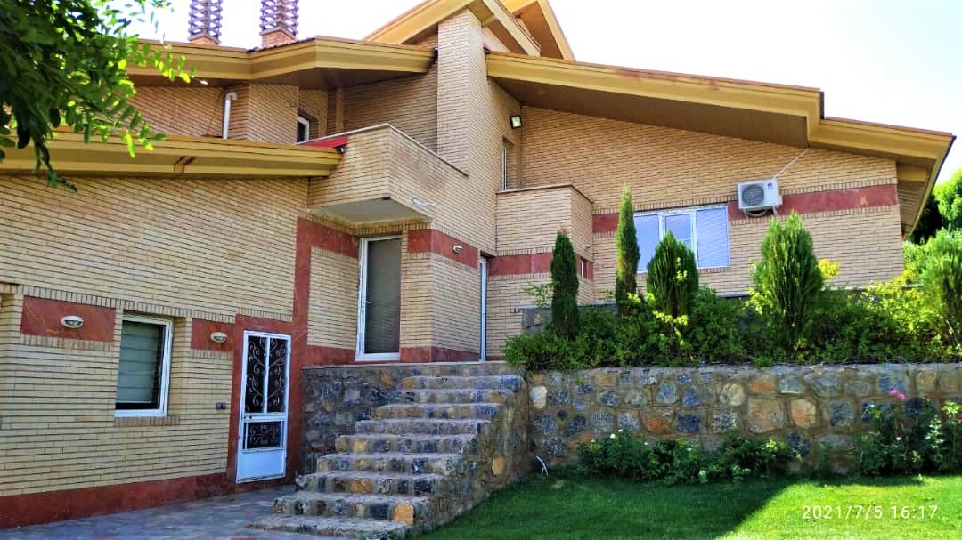 اجاره باغ ویلا در دهکده چادگان - اصفهان