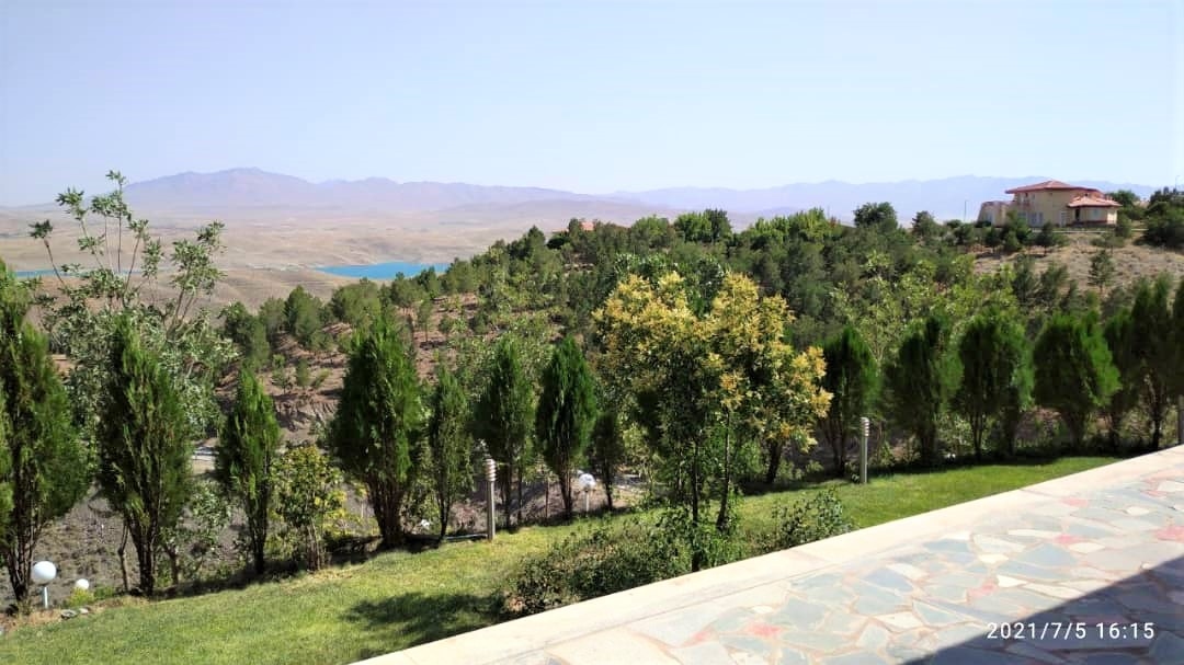 اجاره باغ ویلا در دهکده چادگان - اصفهان