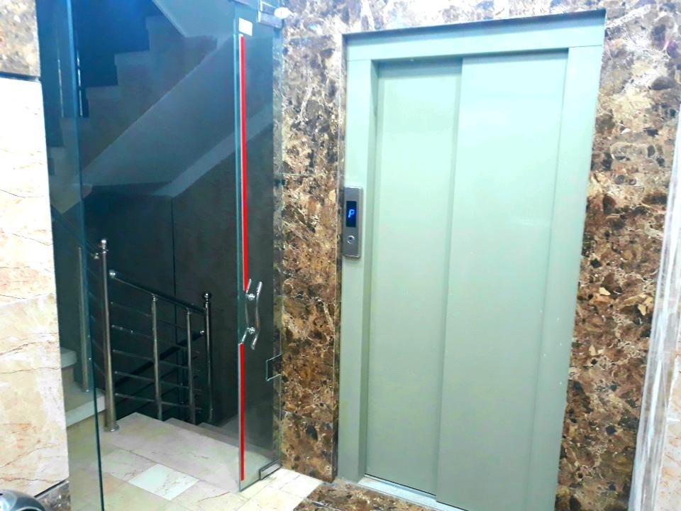 اجاره هتل آپارتمان مبله در میدان احمد آباد اصفهان 