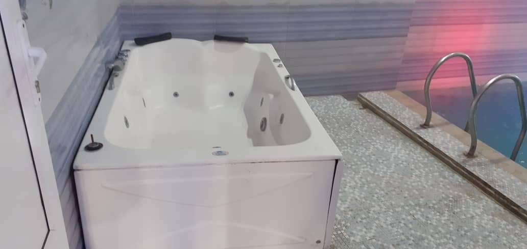 اجاره ویلا با استخر سرپوشیده آبگرم در طاهرآباد - ساری