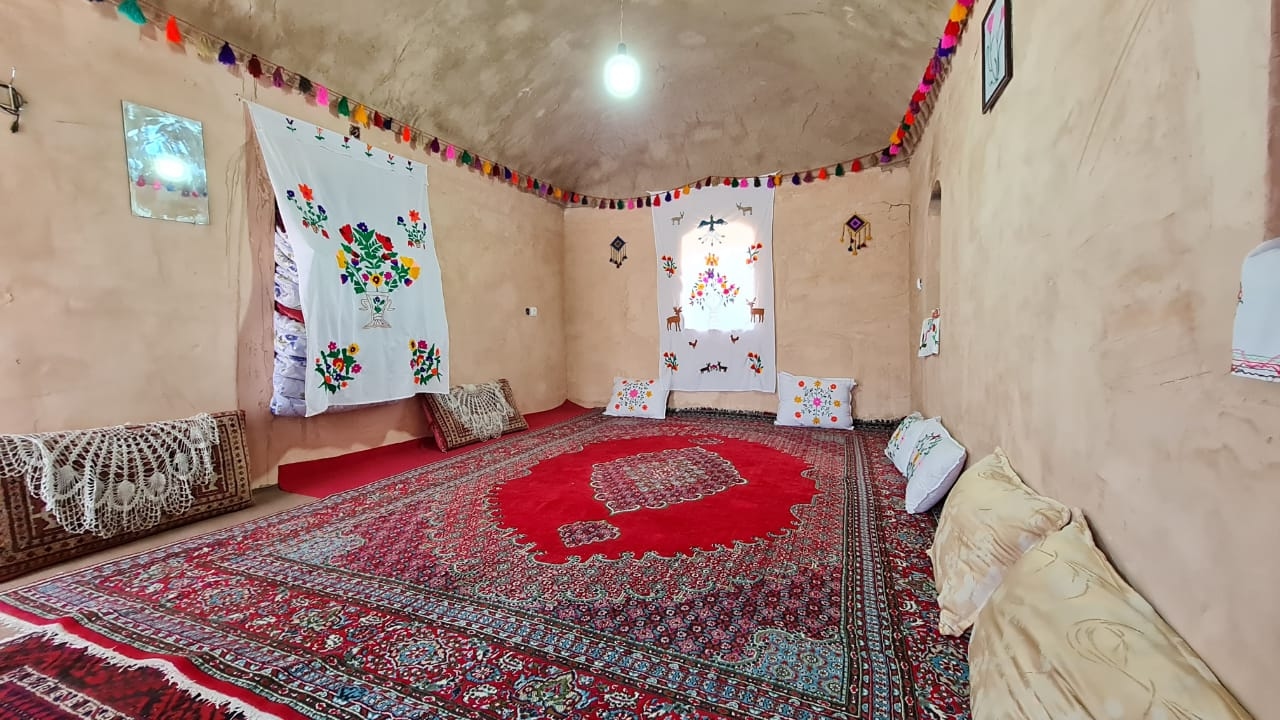 اجاره خانه سنتی در رضا آباد بیارجمند - 15متری