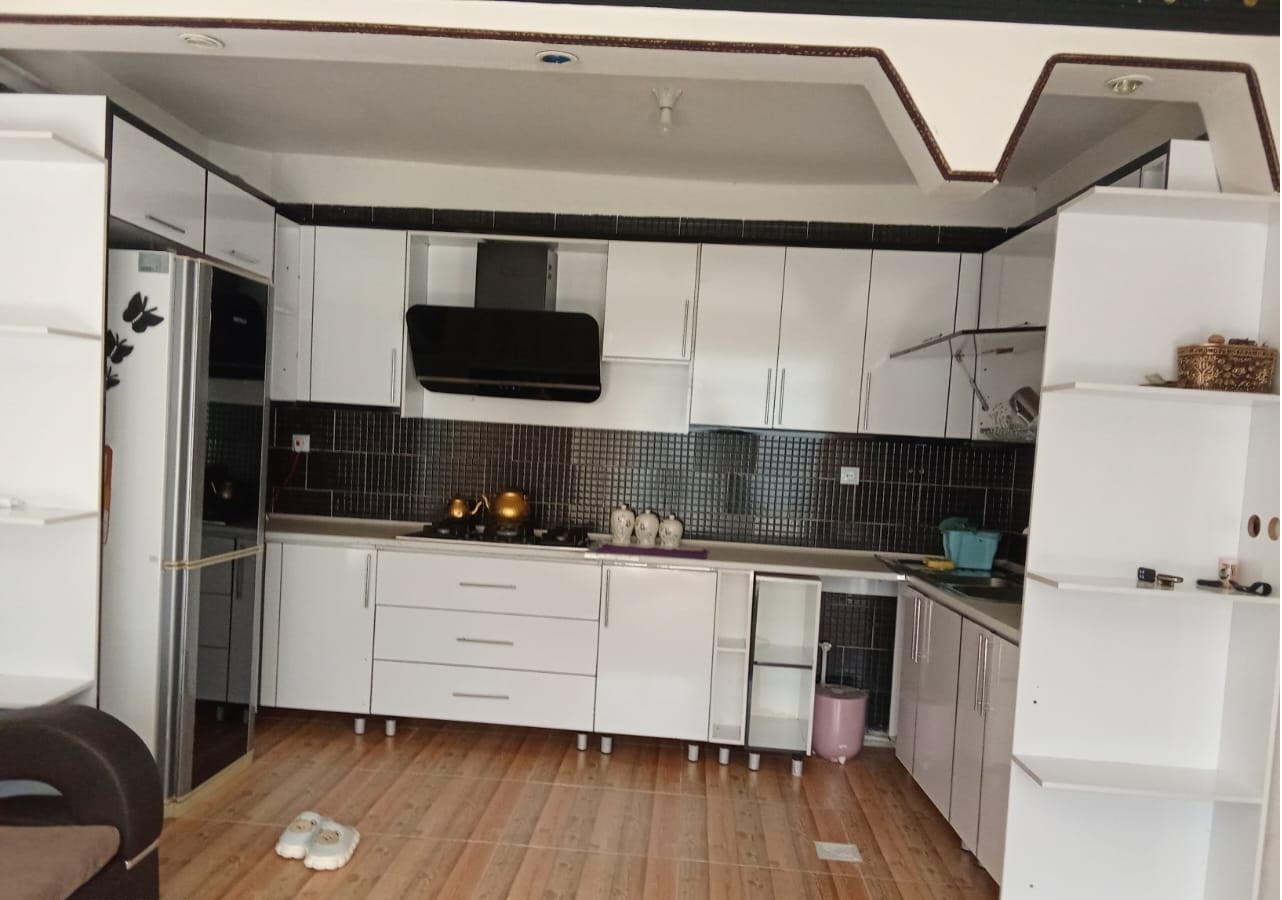 اجاره آپارتمان یک خوابه 70 متری در اورامان تخت-طبقه اول