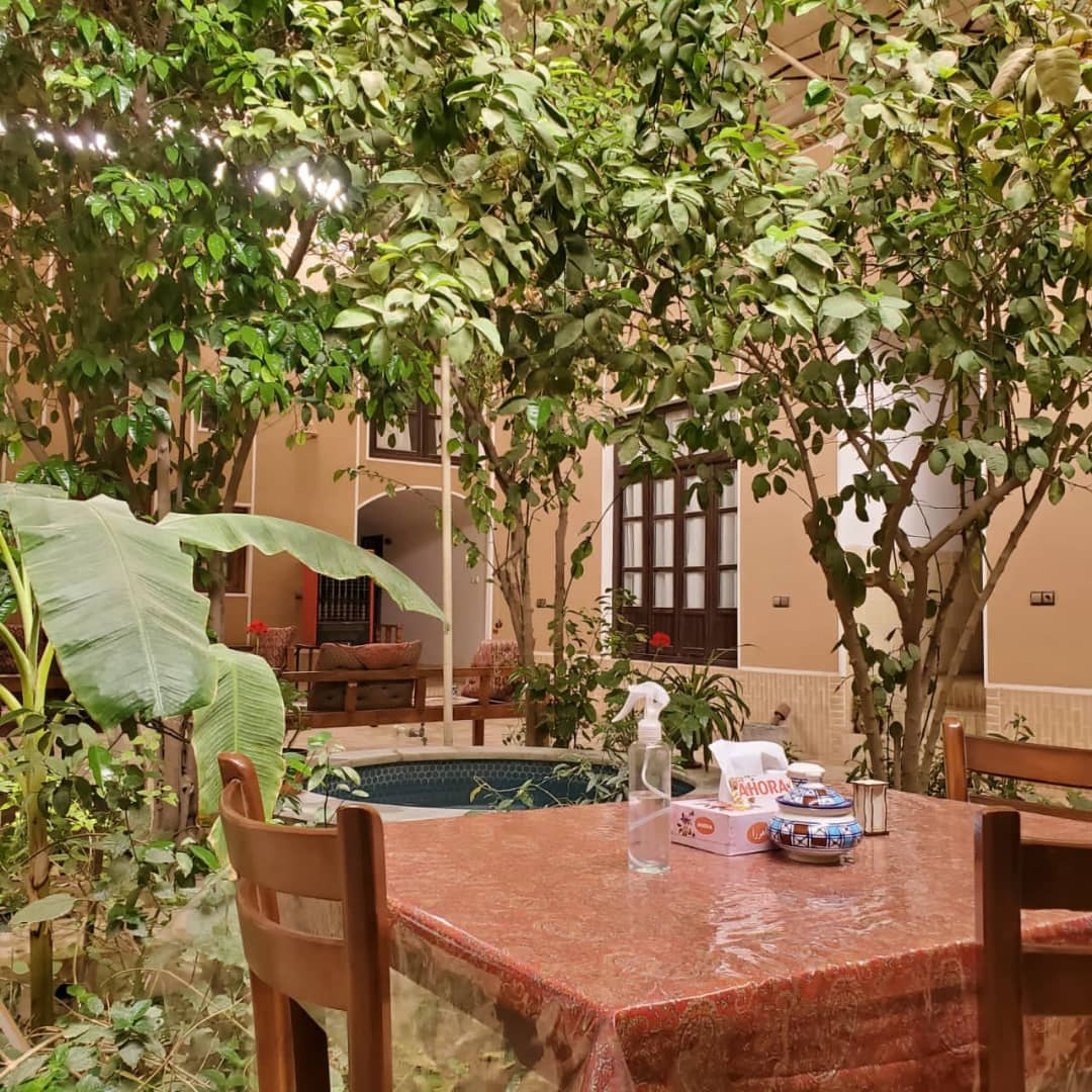 اجاره اتاق سنتی در فهادان یزد 