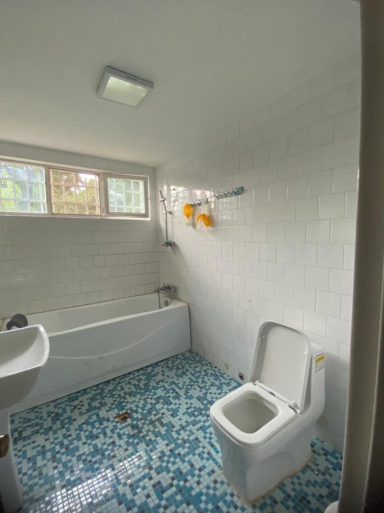 اجاره ویلا ساحلی با استخر آبگرم رو باز در رامسر