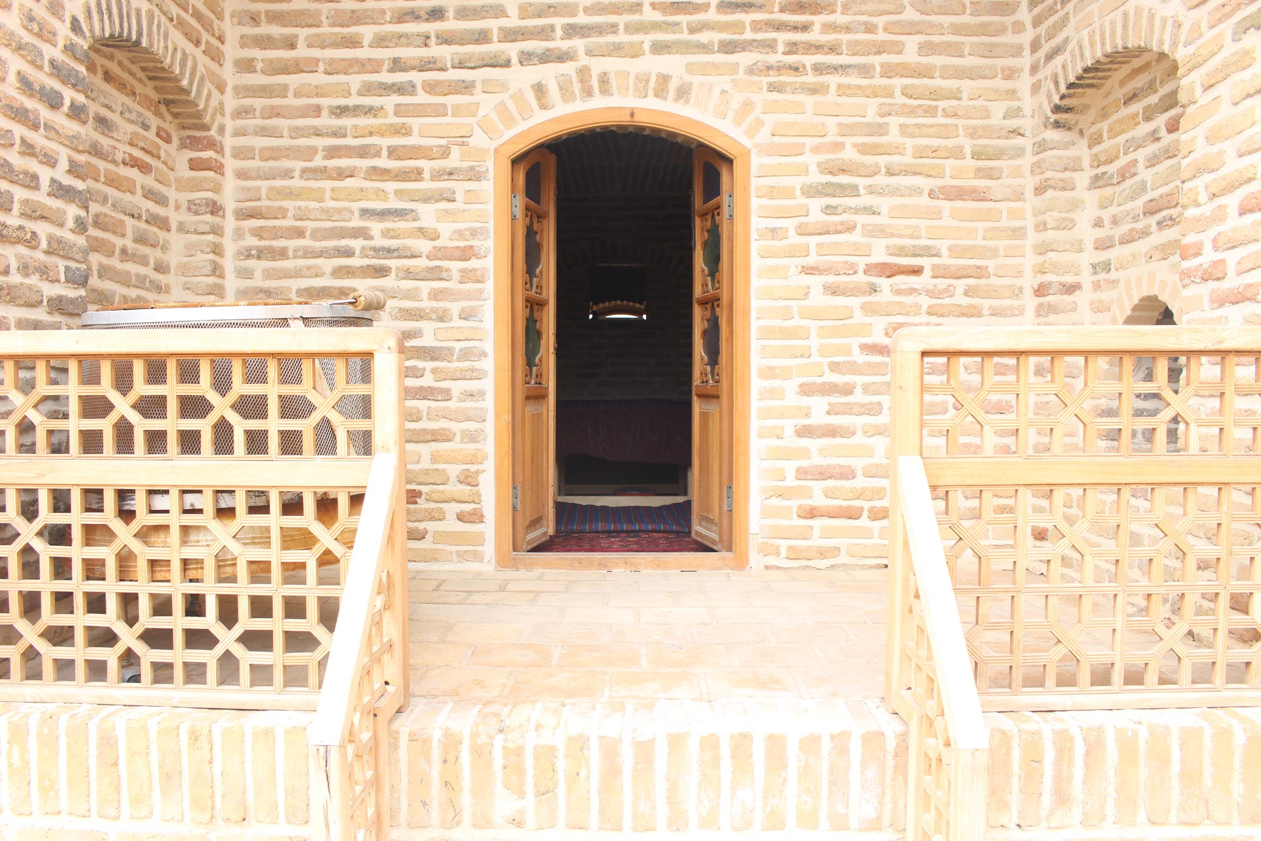 اجاره اتاق سنتی کرسی دار در دودهک دلیجان