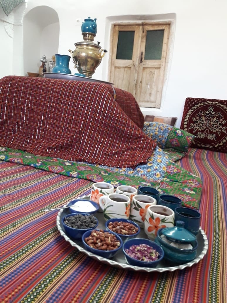 اجاره سوئیت سنتی در رشتخوار