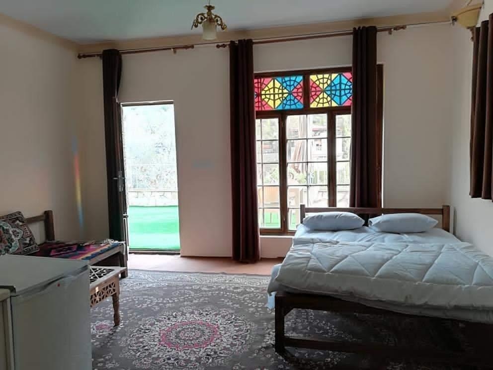 اجاره سوئیت سنتی در روستا اخلمد سفلی چناران - 4 تخته