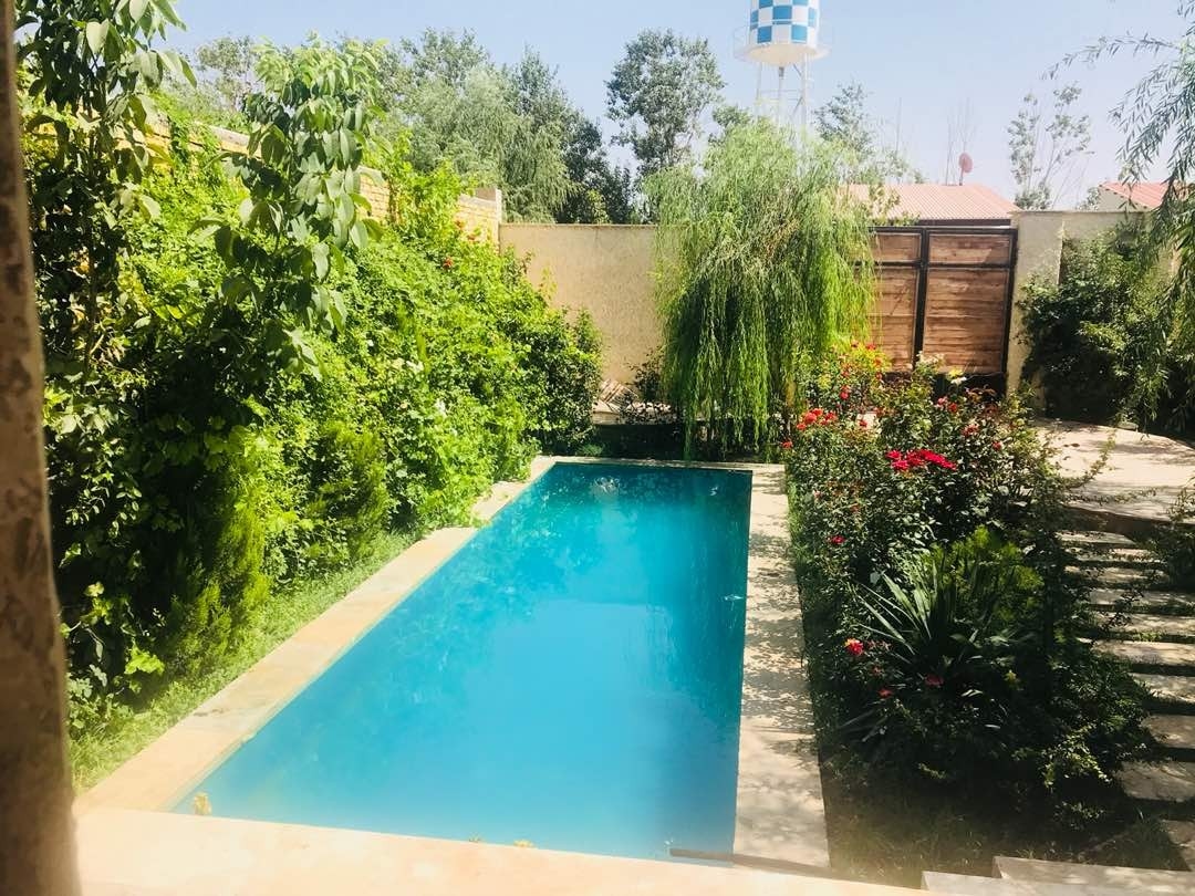 اجاره ویلای شیک و تمیز در کرج