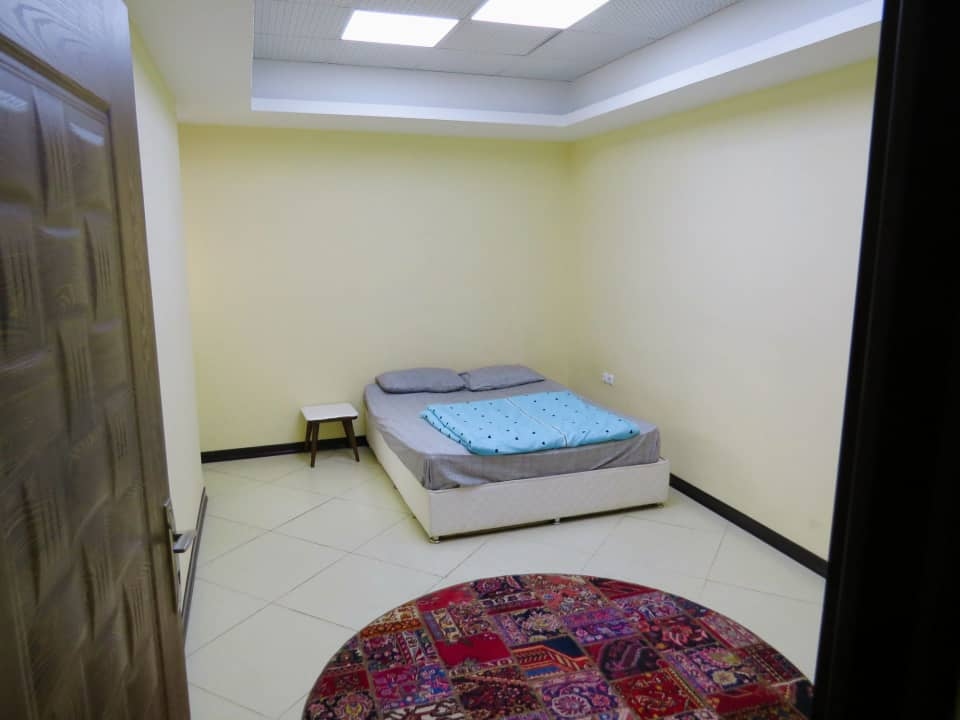 اجاره آپارتمان مبله  در ابوحامد کرمان - تکخواب دوتخته